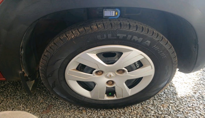 2016 Renault Kwid RXT 0.8, Petrol, Manual, 43,373 km, tyre