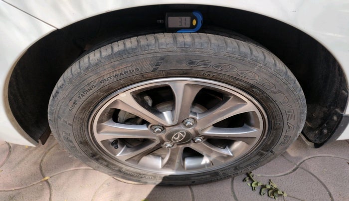 2015 Hyundai Grand i10 ASTA 1.2 KAPPA VTVT, Petrol, Manual, 36,916 km, tyre