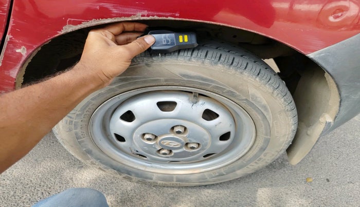 2010 Hyundai Santro Xing GL, Petrol, Manual, 69,817 km, tyre