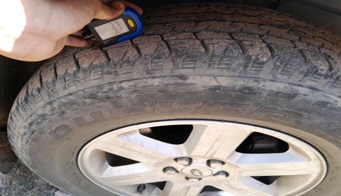 2013 Landrover Freelander 2 S TD4, Diesel, Automatic, 1,39,022 km, tyre