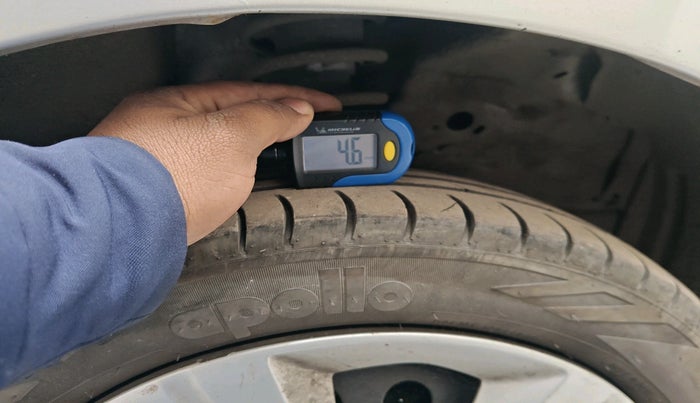 2016 Maruti Wagon R 1.0 VXI, Petrol, Manual, 52,802 km, tyre