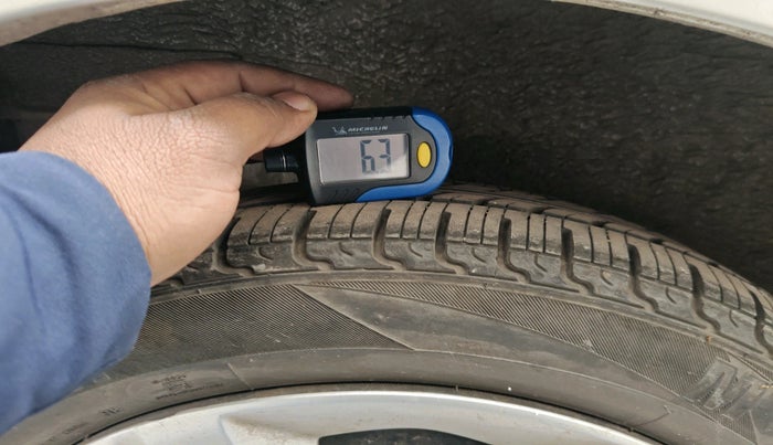 2016 Maruti Wagon R 1.0 VXI, Petrol, Manual, 52,802 km, tyre