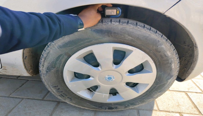 2019 Datsun Redi Go S, Petrol, Manual, 33,016 km, tyre