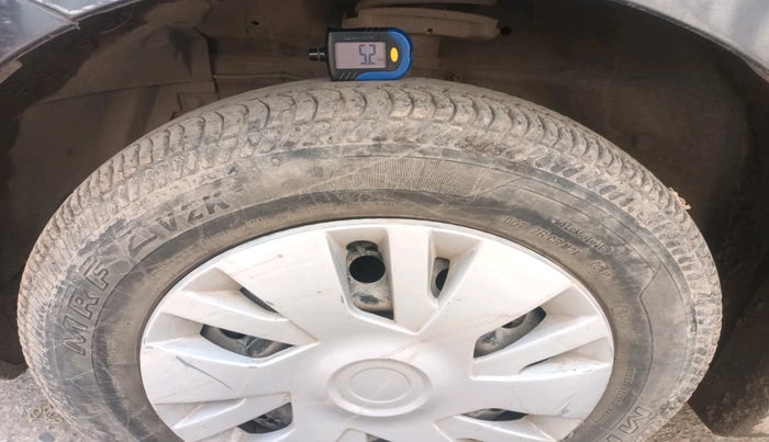 2016 Maruti Swift VDI, Diesel, Manual, 1,01,409 km, tyre