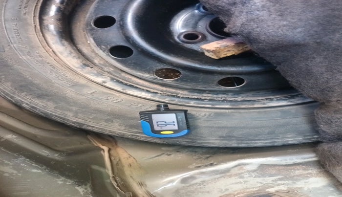 2016 Maruti Swift VDI, Diesel, Manual, 1,01,409 km, tyre