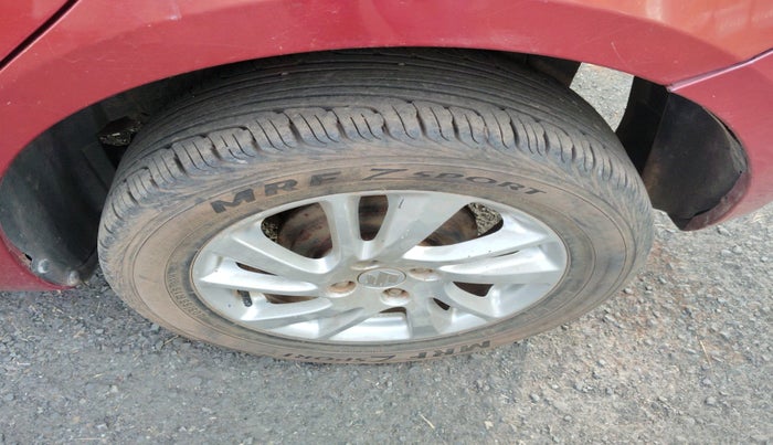 2013 Maruti Swift ZXI, Petrol, Manual, 82,898 km, tyre