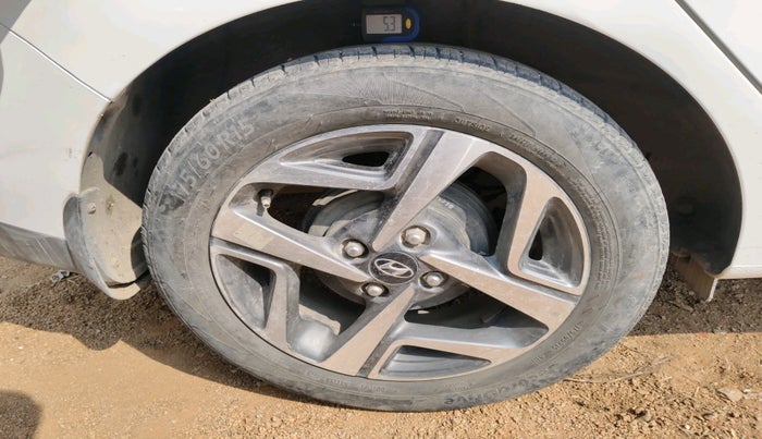 2021 Hyundai AURA SX PLUS 1.2 AMT CRDI, Diesel, Automatic, 1,06,292 km, tyre