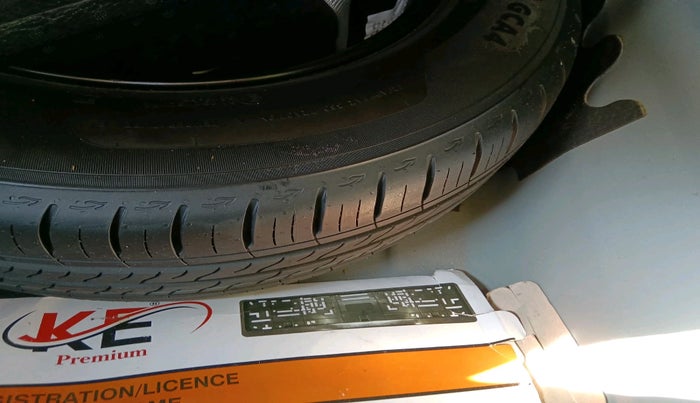 2023 Volkswagen VIRTUS TOPLINE TSI 1.0 AT, Petrol, Automatic, 45,686 km, tyre