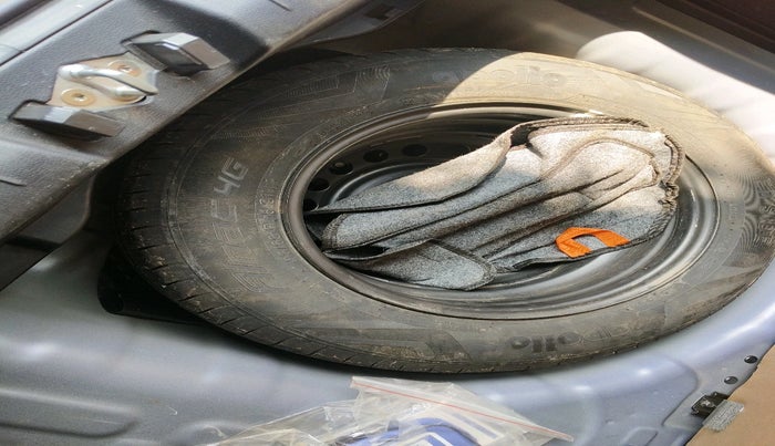 2019 Hyundai VENUE SX PLUS 1.0 TURBO DCT, Petrol, Automatic, 64,293 km, tyre