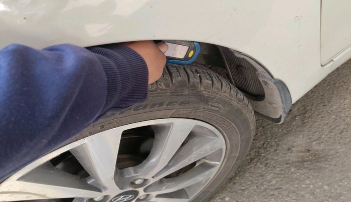 2014 Hyundai Verna FLUIDIC 1.6 VTVT SX, Petrol, Manual, 41,885 km, tyre