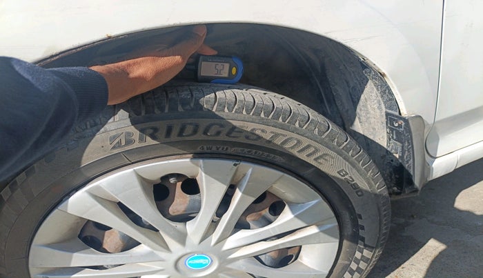 2012 Honda City 1.5L I-VTEC E MT, Petrol, Manual, 1,05,329 km, tyre