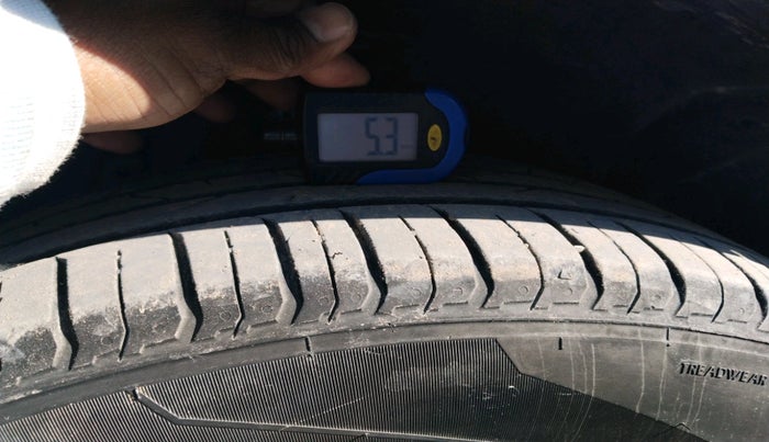 2018 Nissan Terrano XE (D), Diesel, Manual, 96,012 km, tyre