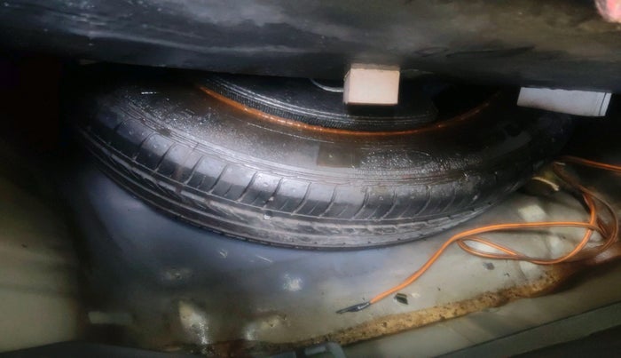 2023 Maruti Ciaz DELTA 1.5 SHVS MT PETROL, Petrol, Manual, 30,947 km, tyre