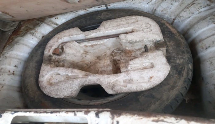 2012 Nissan Micra XV DIESEL, Diesel, Manual, 98,106 km, tyre