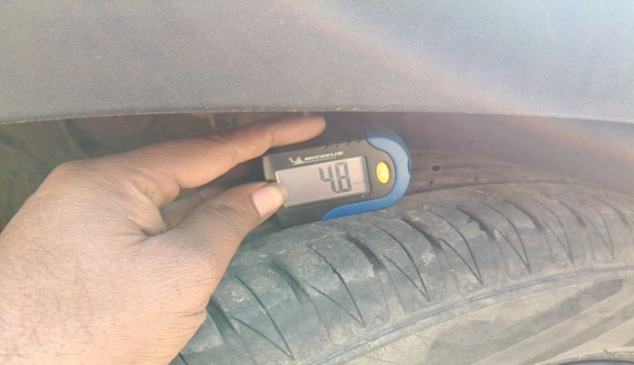 2024 KIA SONET HTK (O) 1.5 Diesel MT, Diesel, Manual, 28,793 km, tyre