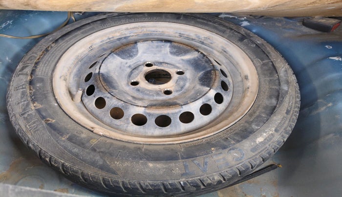 2017 Hyundai Grand i10 MAGNA 1.2 KAPPA VTVT, Petrol, Manual, 1,92,183 km, tyre