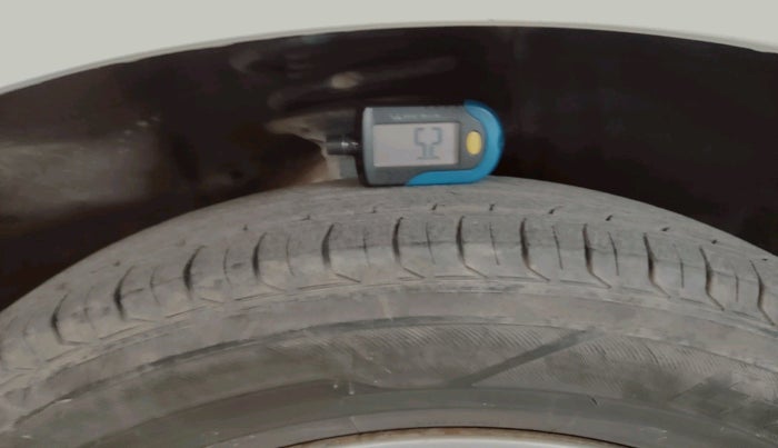 2021 Maruti New Wagon-R LXI CNG 1.0, Petrol, Manual, 1,53,997 km, tyre