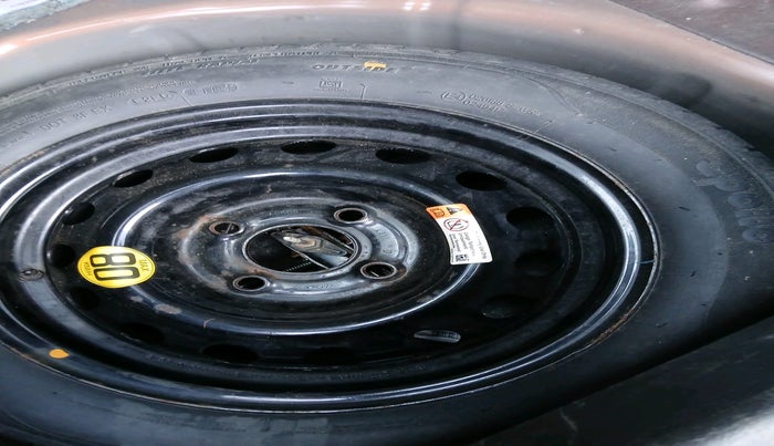 2018 Ford FREESTYLE TITANIUM 1.2 PETROL, Petrol, Manual, 71,861 km, tyre