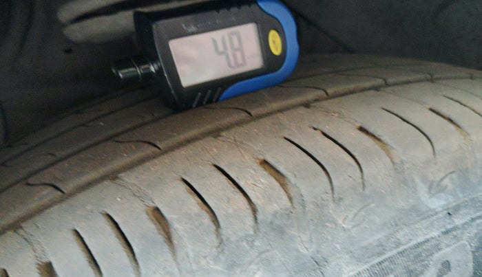 2018 Maruti Vitara Brezza ZDI, Diesel, Manual, 1,10,225 km, tyre