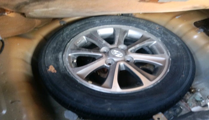 2014 Hyundai Grand i10 ASTA 1.2 KAPPA VTVT, Petrol, Manual, 75,134 km, tyre