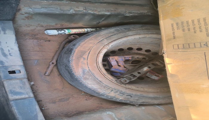 2011 Honda City 1.5L I-VTEC S MT, Petrol, Manual, 1,48,071 km, tyre