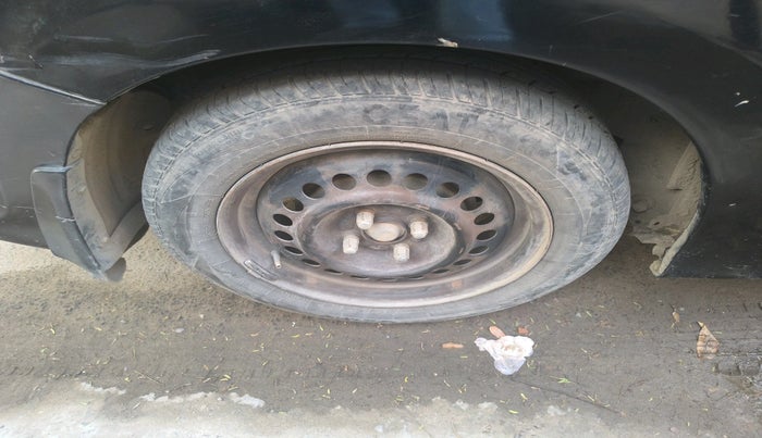 2011 Honda City 1.5L I-VTEC S MT, Petrol, Manual, 1,48,071 km, tyre