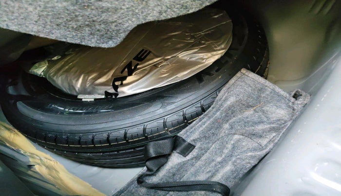 2022 Honda Amaze 1.2L I-VTEC VX CVT, Petrol, Automatic, 17,797 km, tyre