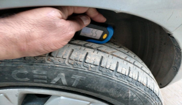 2019 Hyundai NEW SANTRO SPORTZ CNG, Petrol, Manual, 1,07,411 km, tyre