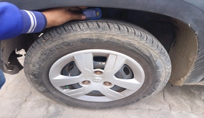 2018 Renault Kwid RXT 1.0 (O), Petrol, Manual, 74,771 km, tyre