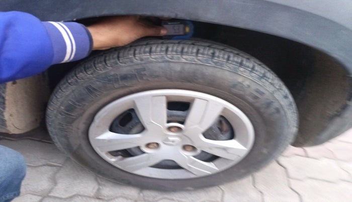 2018 Renault Kwid RXT 1.0 (O), Petrol, Manual, 74,771 km, tyre