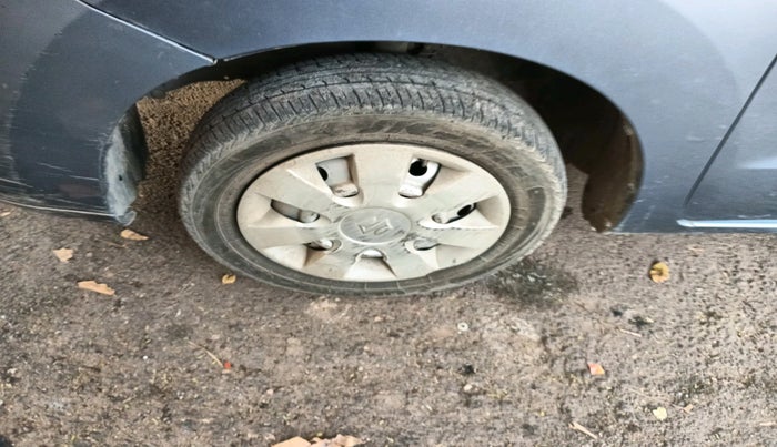 2011 Maruti Wagon R Duo DUO LXI LPG, Petrol, Manual, 75,522 km, tyre