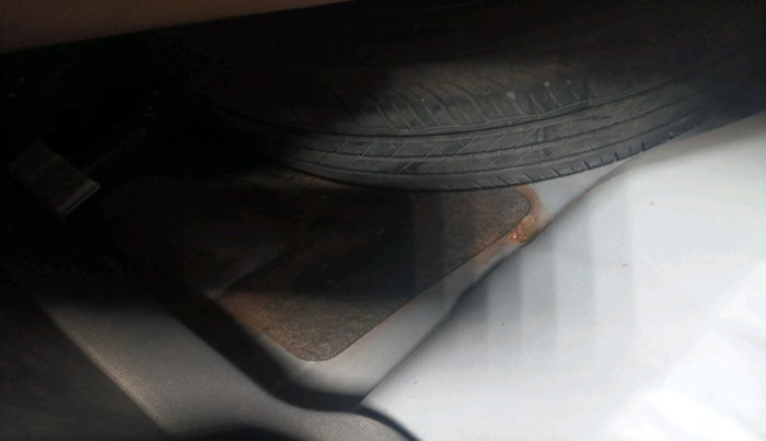 2016 Honda City 1.5L I-VTEC VX CVT, Petrol, Automatic, 65,081 km, tyre