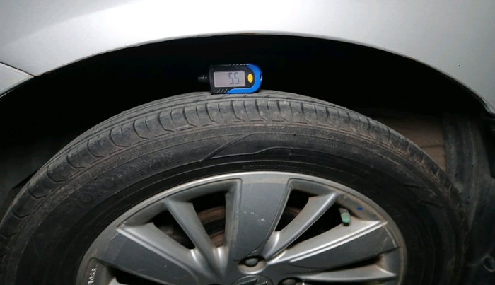 2016 Maruti Swift ZXI, Petrol, Manual, 65,445 km, tyre