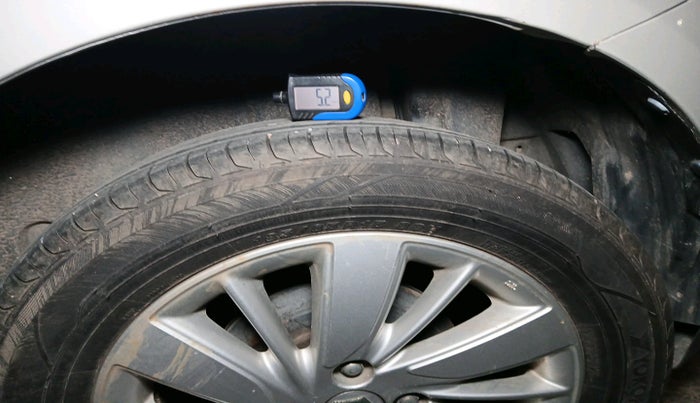 2016 Maruti Swift ZXI, Petrol, Manual, 65,445 km, tyre