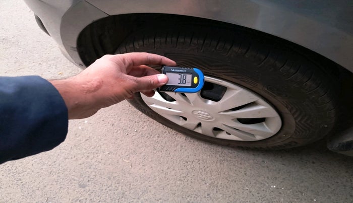 2013 Maruti Swift Dzire VXI, Petrol, Manual, 83,653 km, tyre