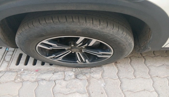 2020 KIA SELTOS HTE 1.5 DIESEL, Diesel, Manual, 1,17,498 km, tyre