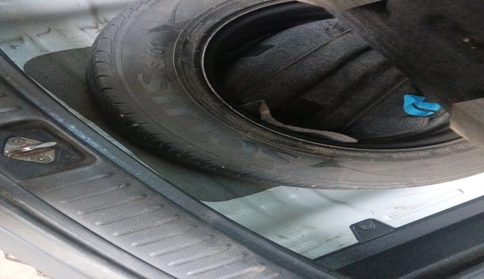 2020 KIA SELTOS HTE 1.5 DIESEL, Diesel, Manual, 1,17,498 km, tyre