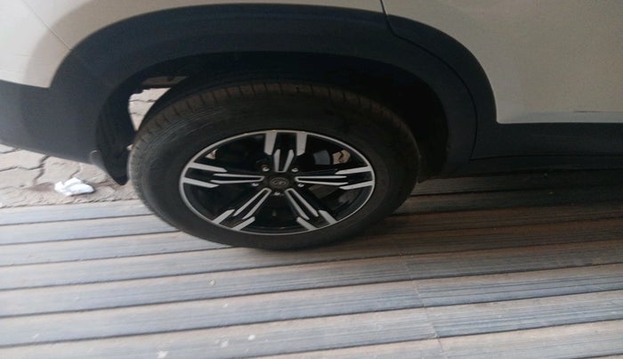 2020 KIA SELTOS HTE 1.5 DIESEL, Diesel, Manual, 1,17,498 km, tyre