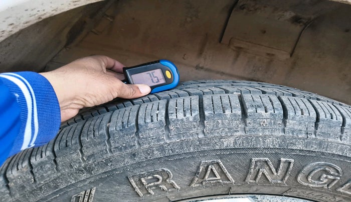 2023 Mahindra SCORPIO CLASSIC S11 7STR, Diesel, Manual, 1,07,676 km, tyre