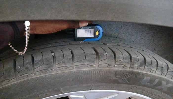 2022 Hyundai Creta SX 1.5 PETROL, Petrol, Manual, 33,138 km, tyre