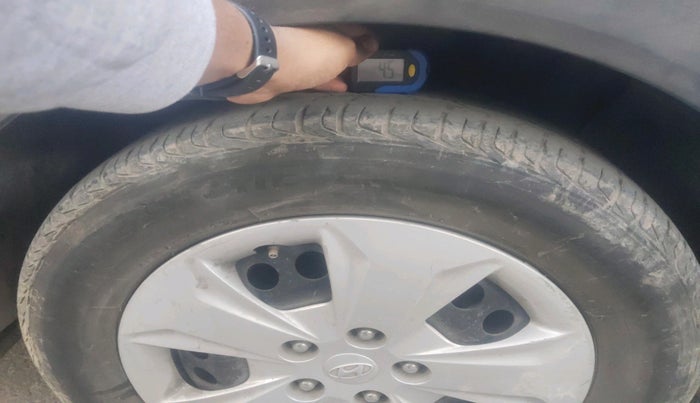 2018 Hyundai Creta E PLUS 1.6 PETROL, Petrol, Manual, 62,440 km, tyre