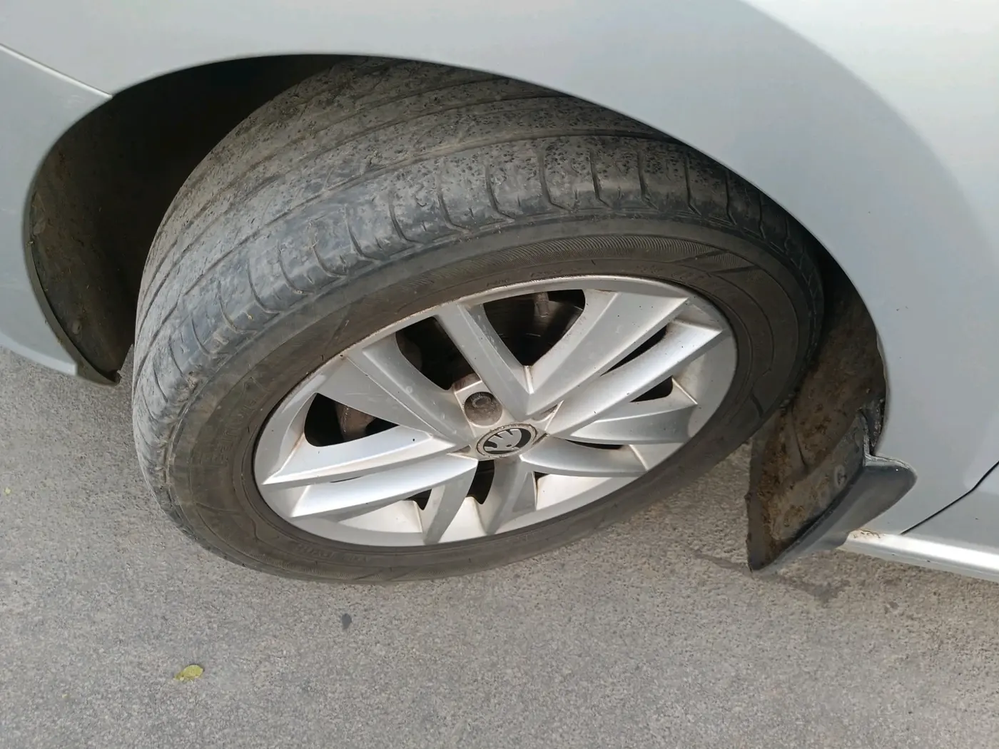 2018 Skoda Rapid STYLE 1.5 TDI, Diesel, Manual, 1,19,831 km, tyre