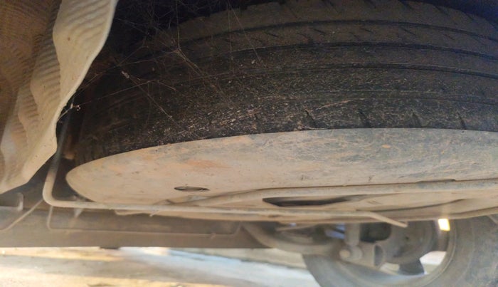 2012 Renault Duster 85 PS RXL DIESEL, Diesel, Manual, 1,39,896 km, tyre