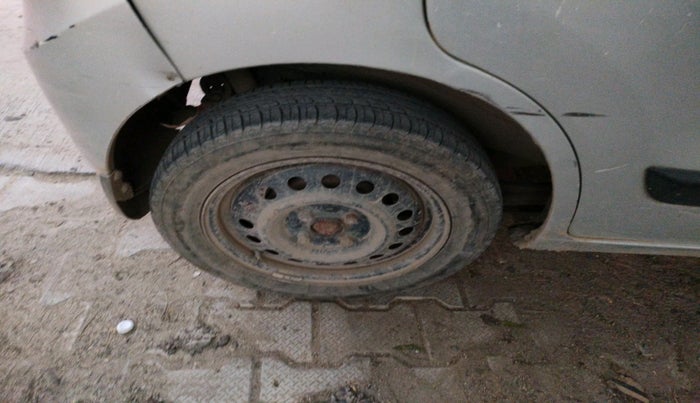 2012 Maruti Wagon R 1.0 VXI, Petrol, Manual, 68,325 km, tyre