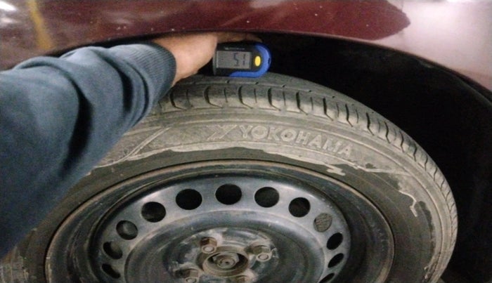 2014 Honda City 1.5L I-VTEC SV CVT, Petrol, Automatic, 1,30,861 km, tyre