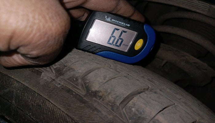 2013 Hyundai Verna FLUIDIC 1.6 VTVT SX, Petrol, Manual, 1,13,911 km, tyre