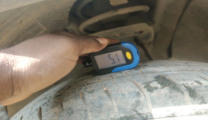 2022 Hyundai VENUE S+ 1.2, Petrol, Manual, 29,010 km, tyre