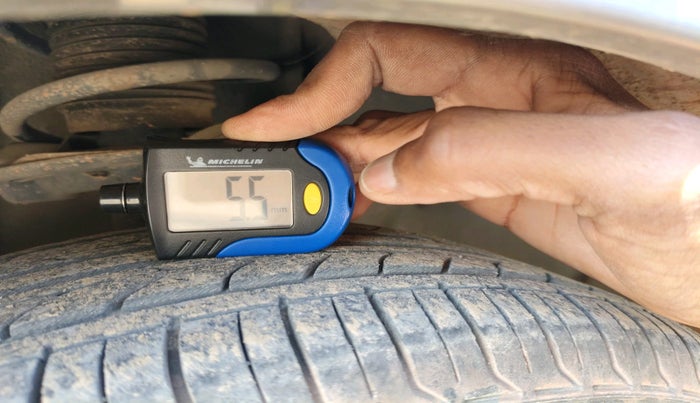 2019 Tata TIGOR XMA PETROL, Petrol, Automatic, 94,692 km, tyre