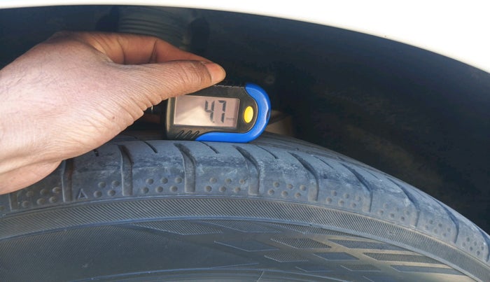 2018 Skoda Octavia L&K 1.8 TSI AT, Petrol, Automatic, 91,305 km, tyre