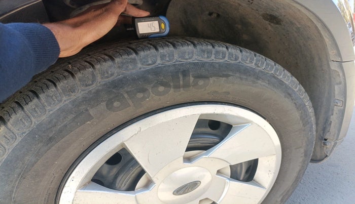 2018 Mahindra XUV500 W7 AT, Diesel, Automatic, 90,780 km, tyre